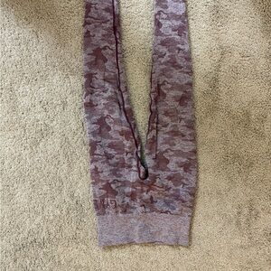 Camo leggings